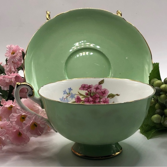 1945-1966 Shelley 0452/55 Fine Bone China Teacup & Saucer, Widemouth, Pale Green - Picture 3 of 10